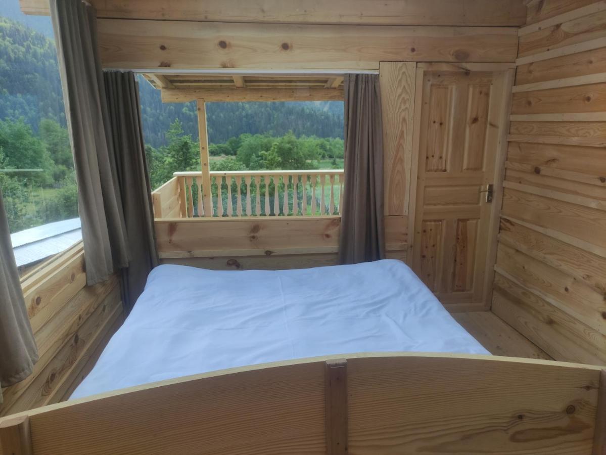 ホテル Ecohouse Svaneti メスティア エクステリア 写真